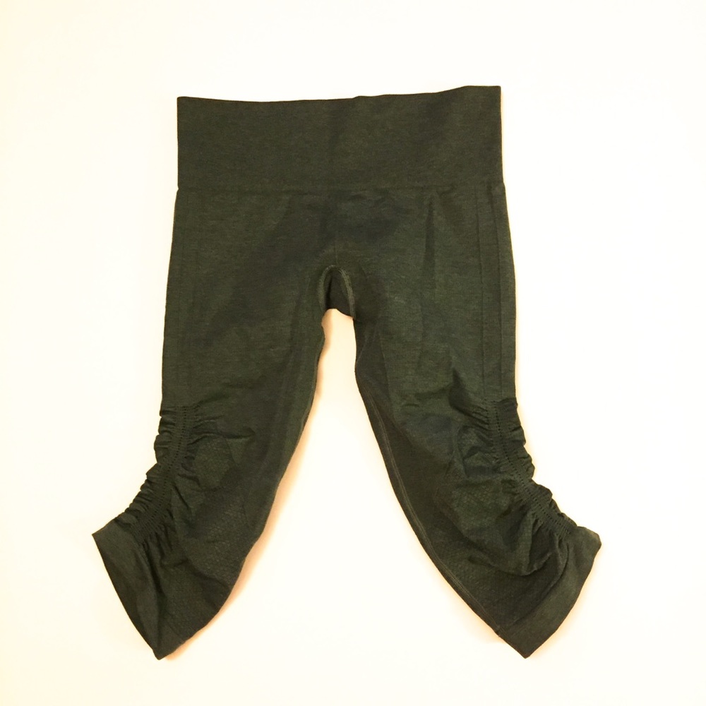 Lululemon Athletica In the Flo Crop